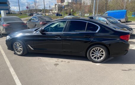 BMW 5 серия, 2019 год, 3 580 000 рублей, 2 фотография