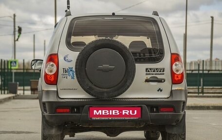 Chevrolet Niva I рестайлинг, 2012 год, 610 000 рублей, 5 фотография