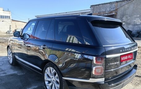 Land Rover Range Rover IV рестайлинг, 2018 год, 9 000 000 рублей, 6 фотография