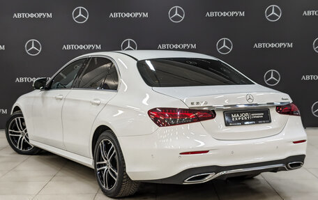 Mercedes-Benz E-Класс, 2020 год, 4 990 000 рублей, 7 фотография