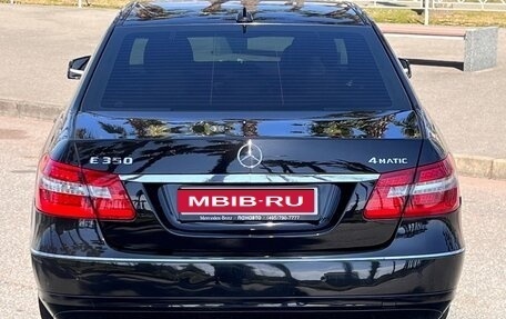 Mercedes-Benz E-Класс, 2011 год, 1 750 000 рублей, 6 фотография