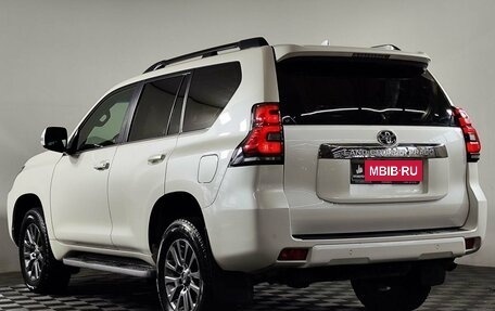 Toyota Land Cruiser Prado 150 рестайлинг 2, 2019 год, 5 499 000 рублей, 6 фотография