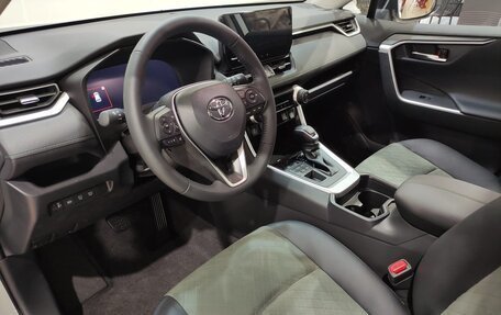 Toyota RAV4, 2023 год, 5 200 000 рублей, 5 фотография