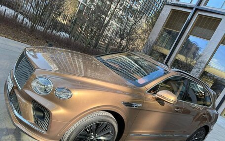 Bentley Bentayga I, 2021 год, 40 500 000 рублей, 8 фотография