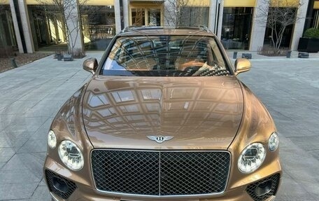 Bentley Bentayga I, 2021 год, 40 500 000 рублей, 5 фотография