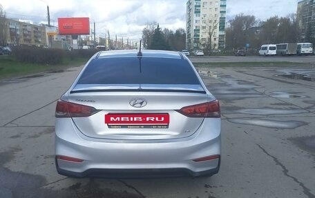 Hyundai Solaris II рестайлинг, 2018 год, 1 230 000 рублей, 4 фотография