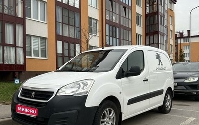 Peugeot Partner II рестайлинг 2, 2015 год, 1 150 000 рублей, 1 фотография