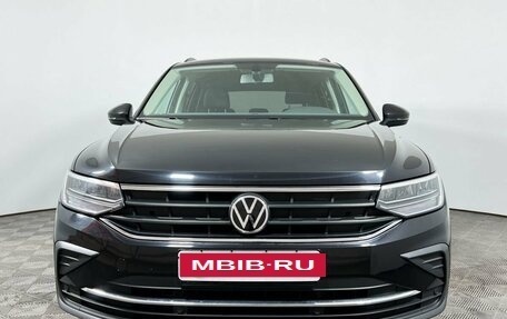 Volkswagen Tiguan II, 2021 год, 2 979 000 рублей, 2 фотография