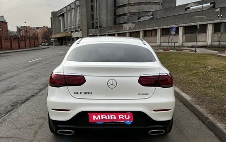 Mercedes-Benz GLC Coupe, 2021 год, 7 250 000 рублей, 5 фотография