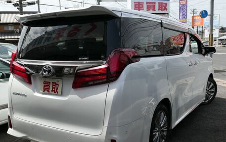 Toyota Alphard III, 2021 год, 3 470 000 рублей, 6 фотография