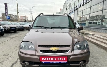 Chevrolet Niva I рестайлинг, 2018 год, 895 000 рублей, 2 фотография