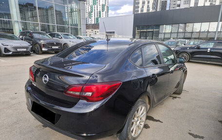 Opel Astra J, 2013 год, 1 029 000 рублей, 2 фотография