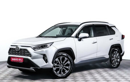 Toyota RAV4, 2021 год, 4 197 000 рублей, 1 фотография