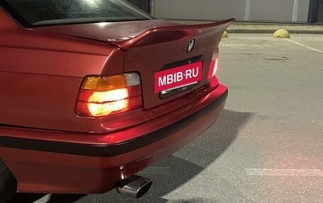 BMW 3 серия, 1991 год, 600 000 рублей, 2 фотография