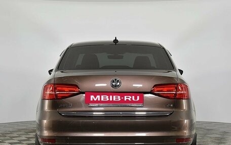 Volkswagen Jetta VI, 2017 год, 1 670 000 рублей, 4 фотография