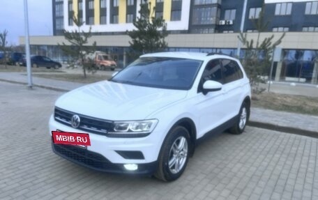 Volkswagen Tiguan II, 2020 год, 2 500 000 рублей, 4 фотография
