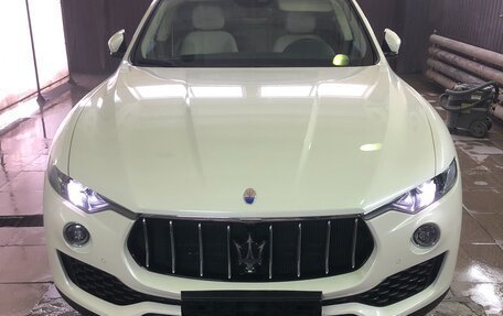Maserati Levante I, 2017 год, 6 800 000 рублей, 2 фотография