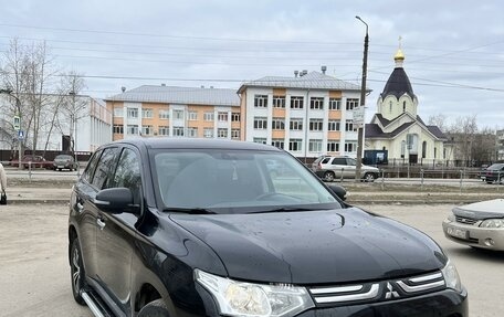 Mitsubishi Outlander III рестайлинг 3, 2013 год, 1 500 000 рублей, 1 фотография