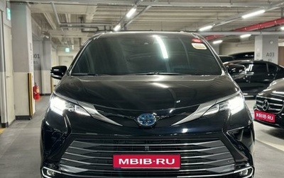 Toyota Sienna, 2021 год, 5 400 000 рублей, 1 фотография