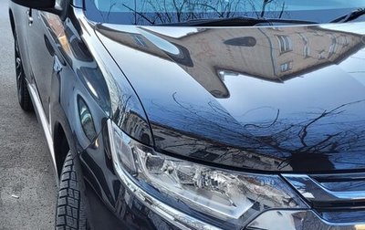 Mitsubishi Outlander III рестайлинг 3, 2017 год, 2 950 000 рублей, 1 фотография