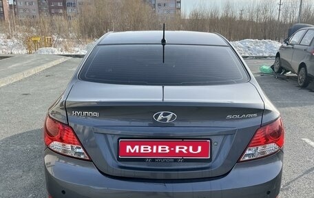 Hyundai Solaris II рестайлинг, 2012 год, 740 000 рублей, 1 фотография