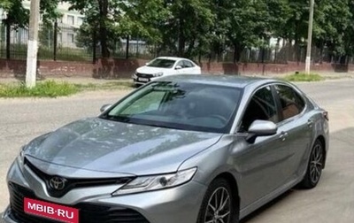 Toyota Camry, 2019 год, 3 300 000 рублей, 1 фотография