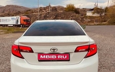 Toyota Camry, 2012 год, 1 530 000 рублей, 1 фотография