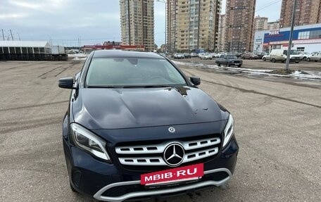 Mercedes-Benz GLA, 2018 год, 2 600 000 рублей, 3 фотография