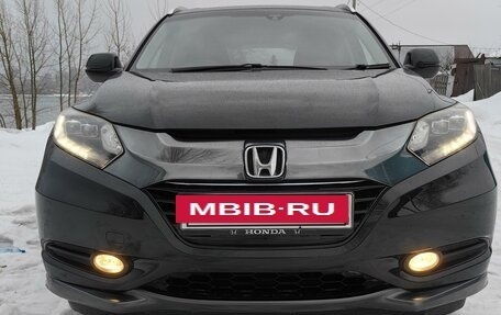 Honda Vezel, 2014 год, 1 850 000 рублей, 4 фотография