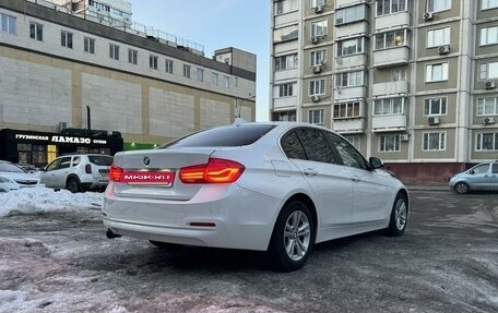 BMW 3 серия, 2016 год, 1 800 000 рублей, 2 фотография