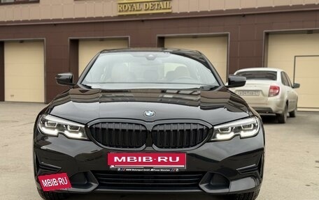 BMW 3 серия, 2019 год, 3 650 000 рублей, 4 фотография