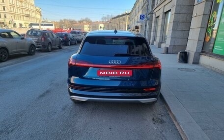 Audi e-tron I, 2019 год, 5 950 000 рублей, 5 фотография