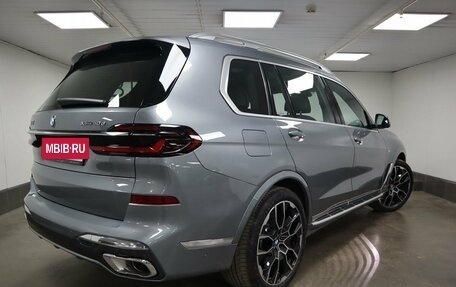 BMW X7, 2023 год, 18 000 000 рублей, 2 фотография