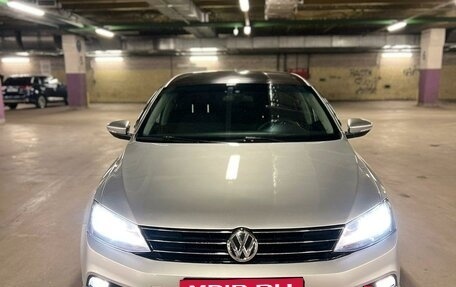 Volkswagen Jetta VI, 2018 год, 1 350 000 рублей, 2 фотография