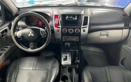 Mitsubishi Pajero Sport II рестайлинг, 2012 год, 1 799 900 рублей, 7 фотография