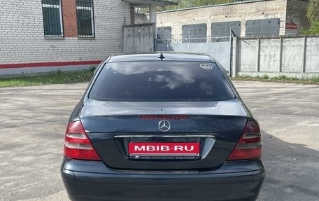 Mercedes-Benz E-Класс, 2003 год, 499 900 рублей, 4 фотография