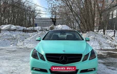 Mercedes-Benz E-Класс, 2010 год, 1 299 999 рублей, 2 фотография