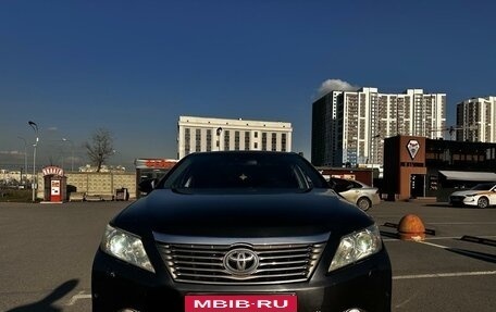 Toyota Camry, 2012 год, 1 940 000 рублей, 3 фотография