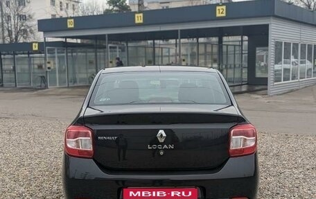 Renault Logan II, 2017 год, 830 000 рублей, 3 фотография