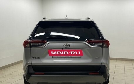 Toyota RAV4, 2020 год, 3 949 000 рублей, 5 фотография