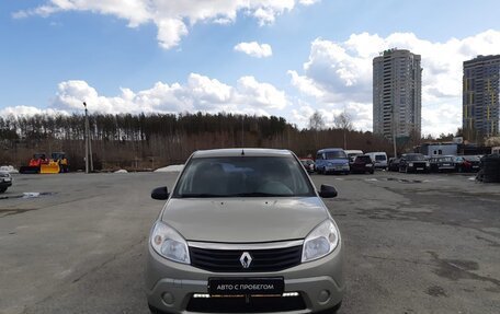 Renault Sandero I, 2014 год, 870 000 рублей, 3 фотография