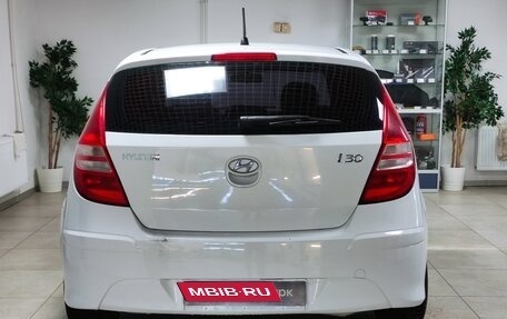 Hyundai i30 I, 2010 год, 680 000 рублей, 4 фотография