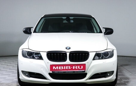 BMW 3 серия, 2011 год, 1 260 000 рублей, 2 фотография