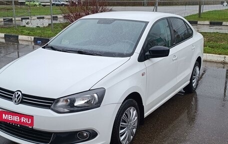 Volkswagen Polo VI (EU Market), 2014 год, 950 000 рублей, 2 фотография