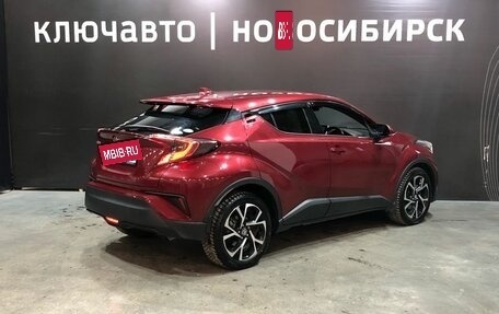 Toyota C-HR I рестайлинг, 2017 год, 2 160 000 рублей, 5 фотография
