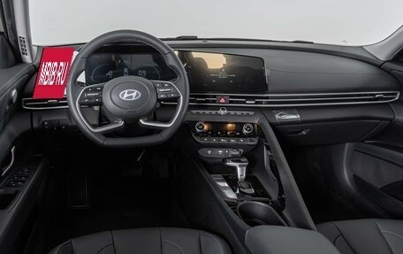 Hyundai Elantra, 2023 год, 2 669 000 рублей, 6 фотография