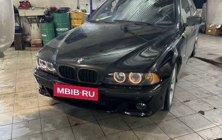 BMW 5 серия, 2003 год, 590 000 рублей, 3 фотография