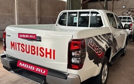 Mitsubishi L200 IV рестайлинг, 2023 год, 4 150 000 рублей, 3 фотография
