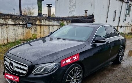 Mercedes-Benz E-Класс, 2018 год, 3 200 000 рублей, 3 фотография