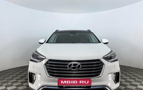 Hyundai Santa Fe III рестайлинг, 2017 год, 2 599 000 рублей, 2 фотография